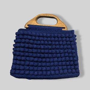 Vintage Macrame Knit Crochet Purse Teak Wood Handle Floral Lined Navy Blue W OS